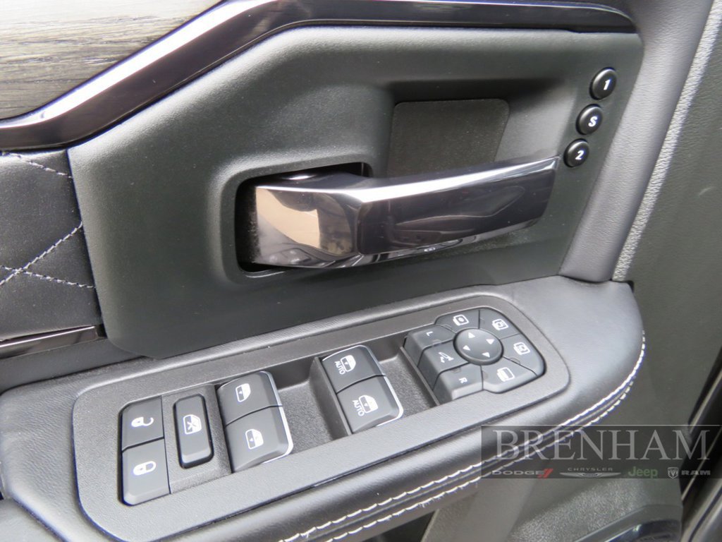 Used 2026 RAM 2500 Limited AWD/4WD image 14