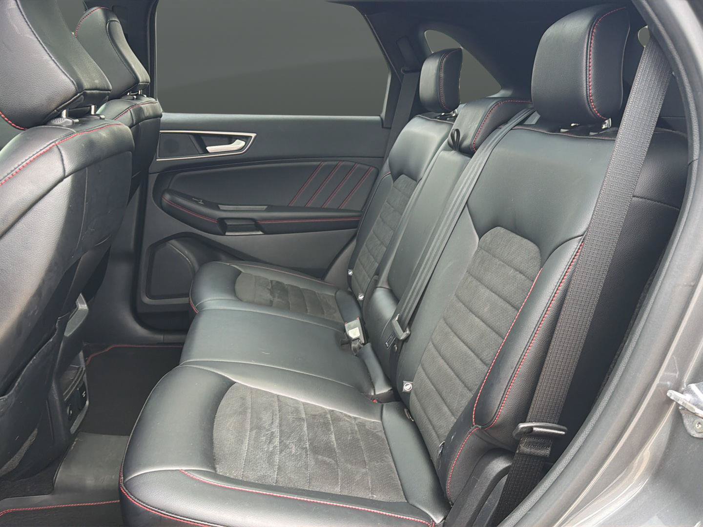 Used 2023 Ford Edge ST-Line AWD/4WD image 23