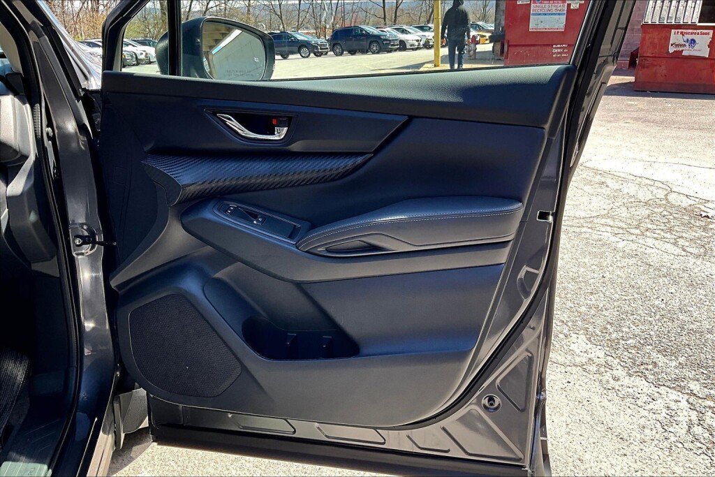 Certified 2026 Subaru Ascent Premium image 13