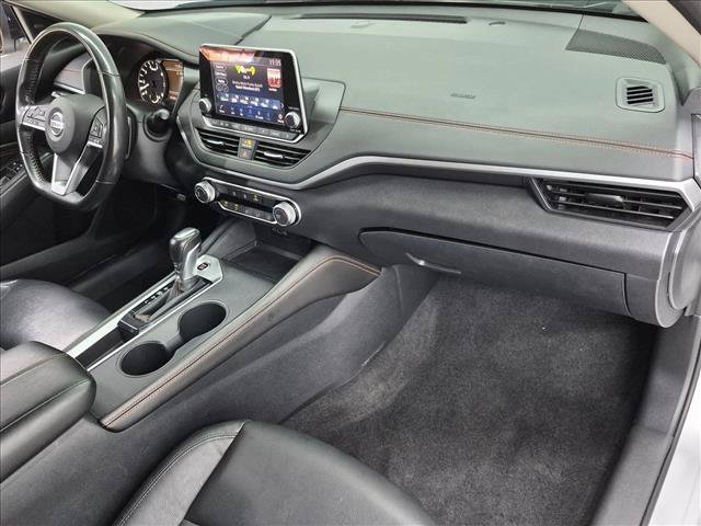 Used 2022 Nissan Altima 2.5 SR FWD image 21