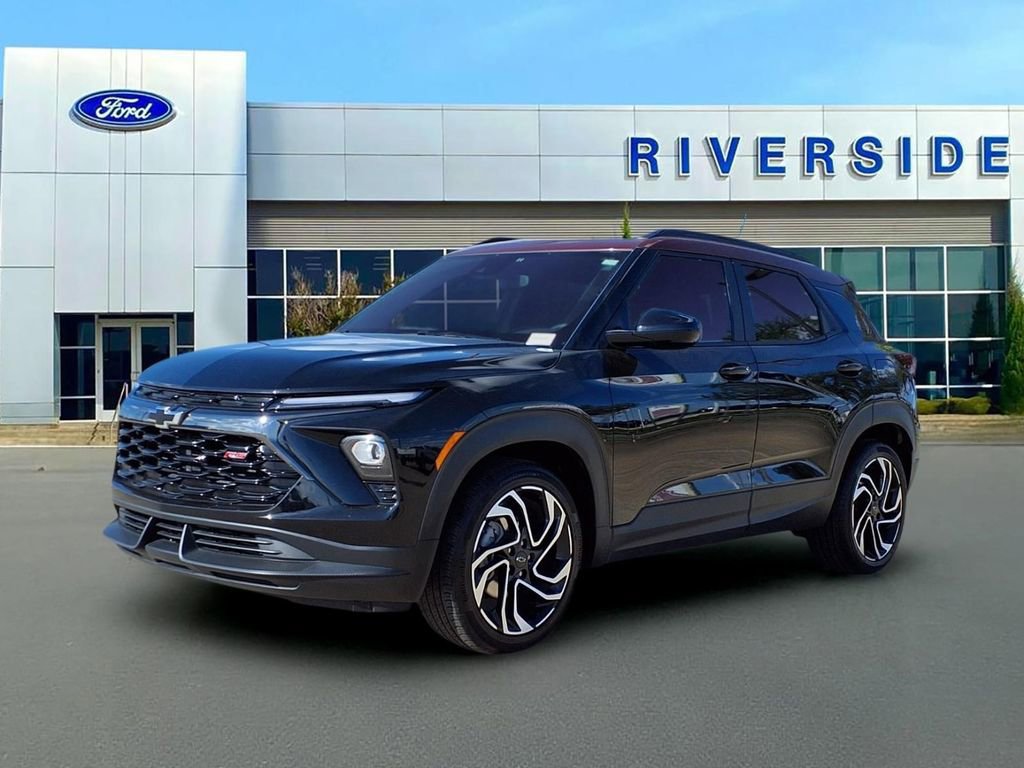 Used 2024 Chevrolet TrailBlazer RS w/ Driver Confidence Package FWD image 3