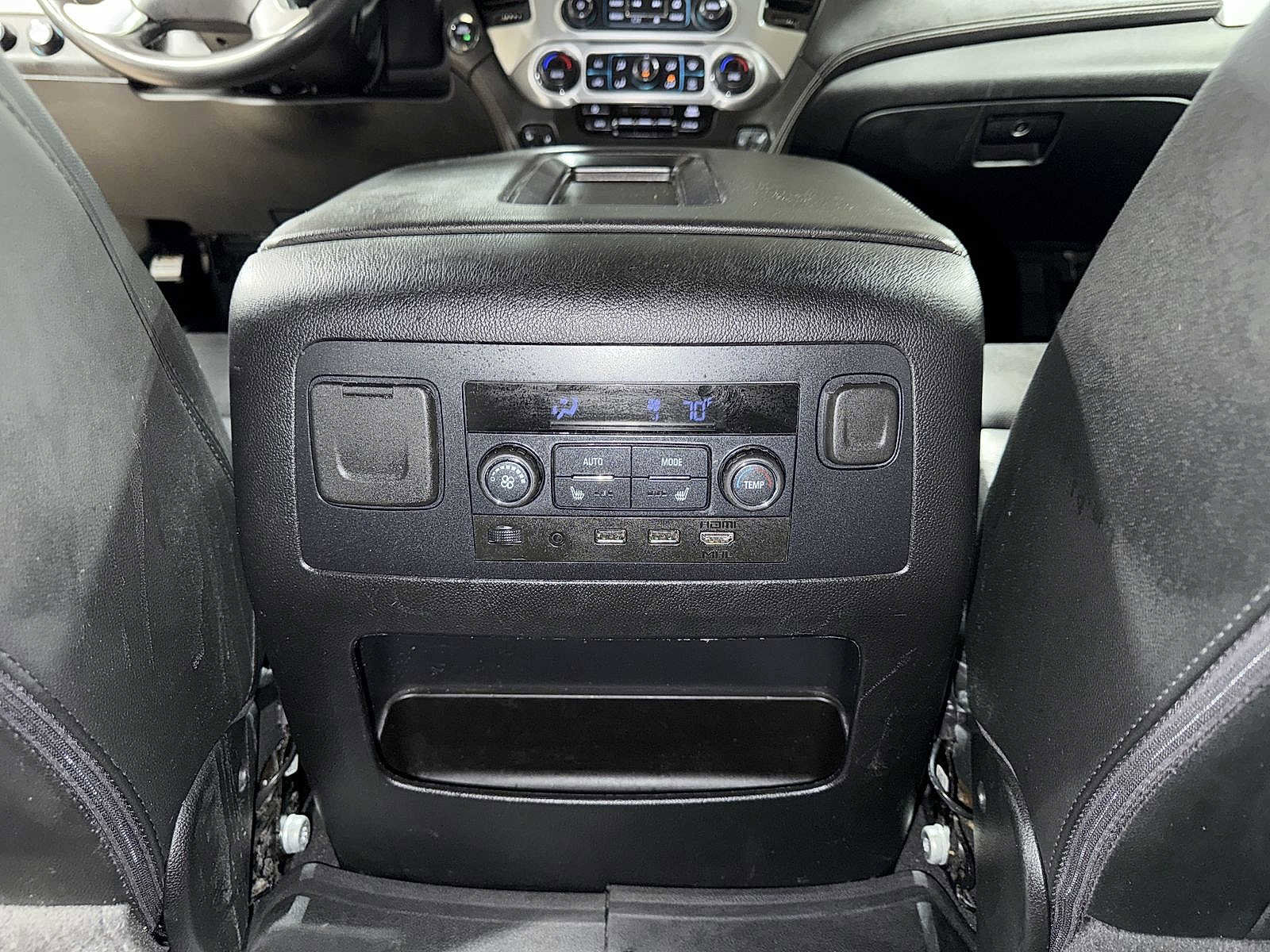 Used 2020 GMC Yukon XL SLT w/ Premium Edition image 31