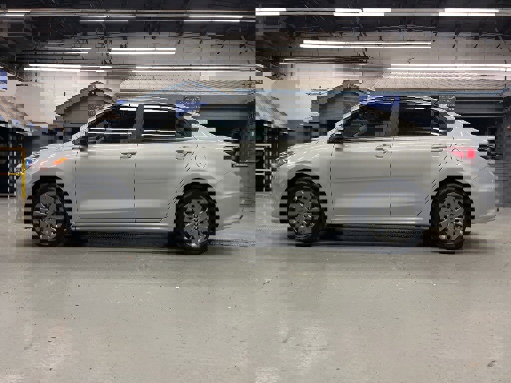 Used 2020 Kia Rio LX image 4