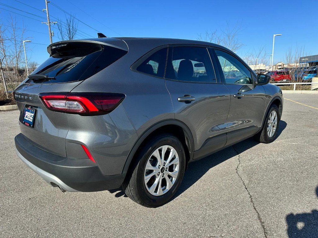 Used 2025 Ford Escape Active image 6