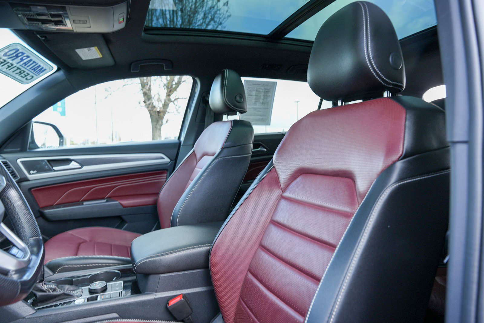 Used 2021 Volkswagen Atlas Cross Sport SEL Premium image 28