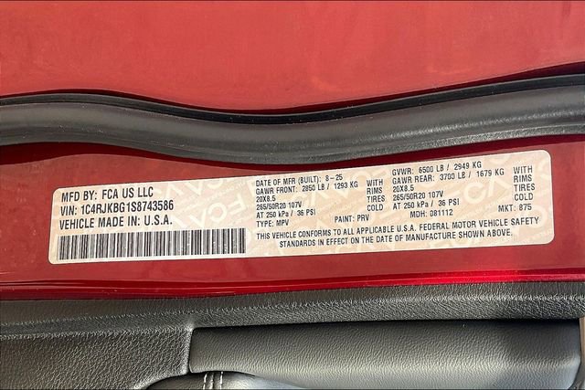 Used 2025 Jeep Grand Cherokee L Limited w/ Luxury Tech Group II image 14