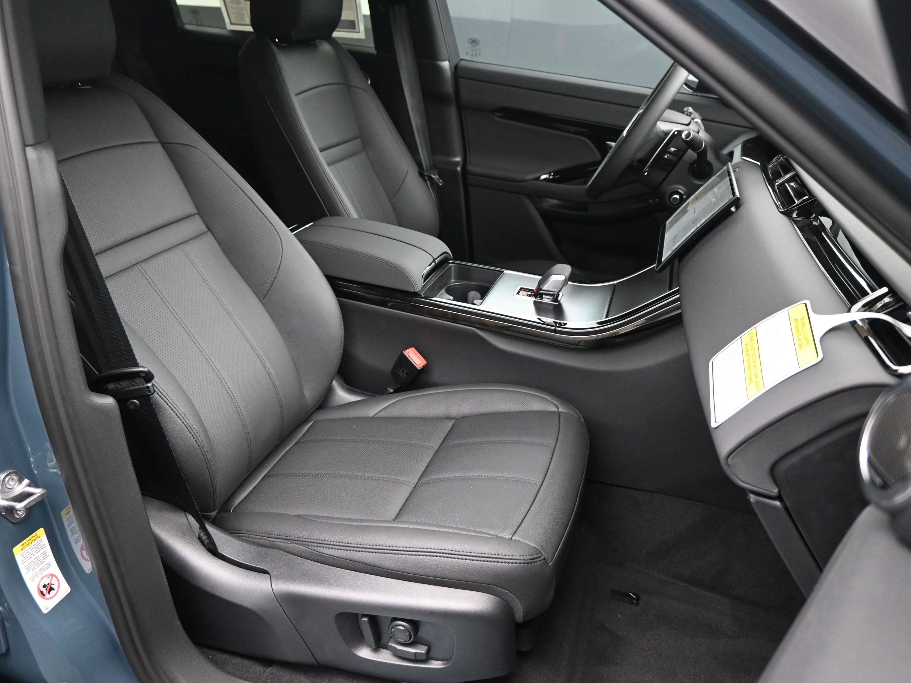 New 2026 Land Rover Range Rover Evoque Dynamic SE image 10