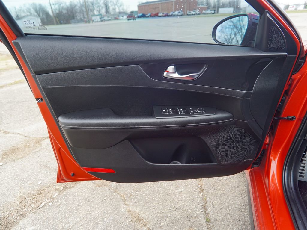 Used 2021 Kia Forte GT-Line w/ GT-Line Premium Package image 16