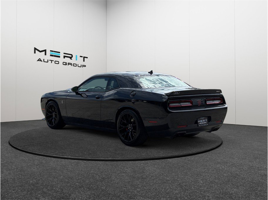 Used 2015 Dodge Challenger SRT Hellcat image 7