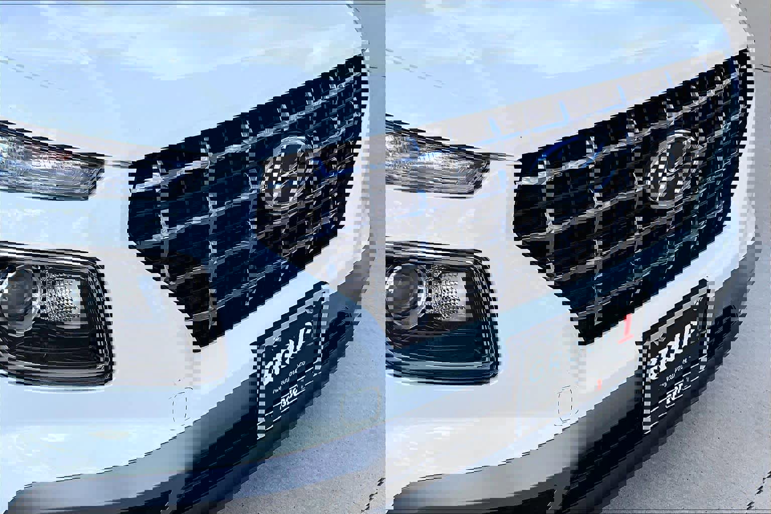 Used 2023 Hyundai Venue SEL image 28