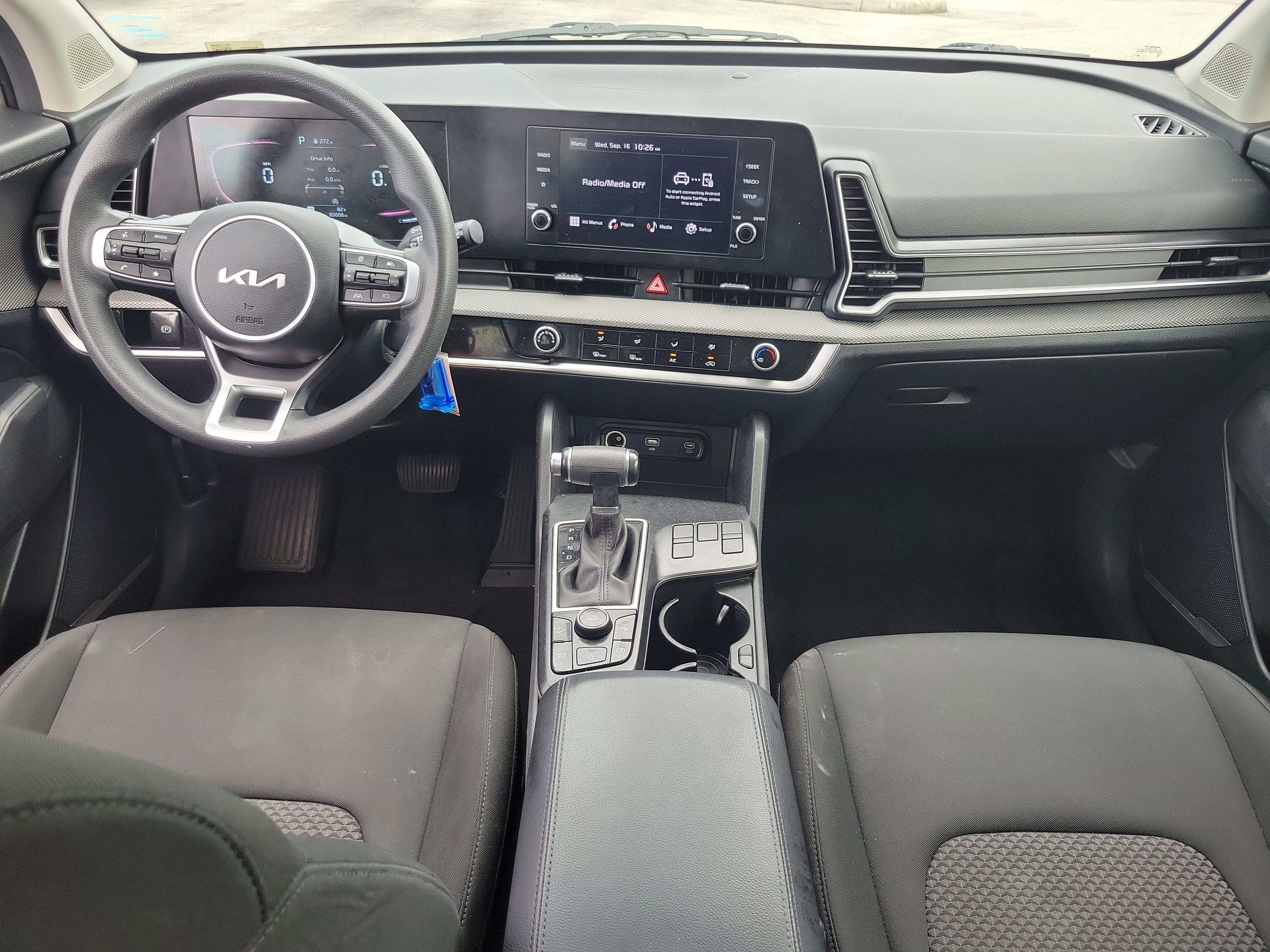 Used 2023 Kia Sportage LX FWD image 18