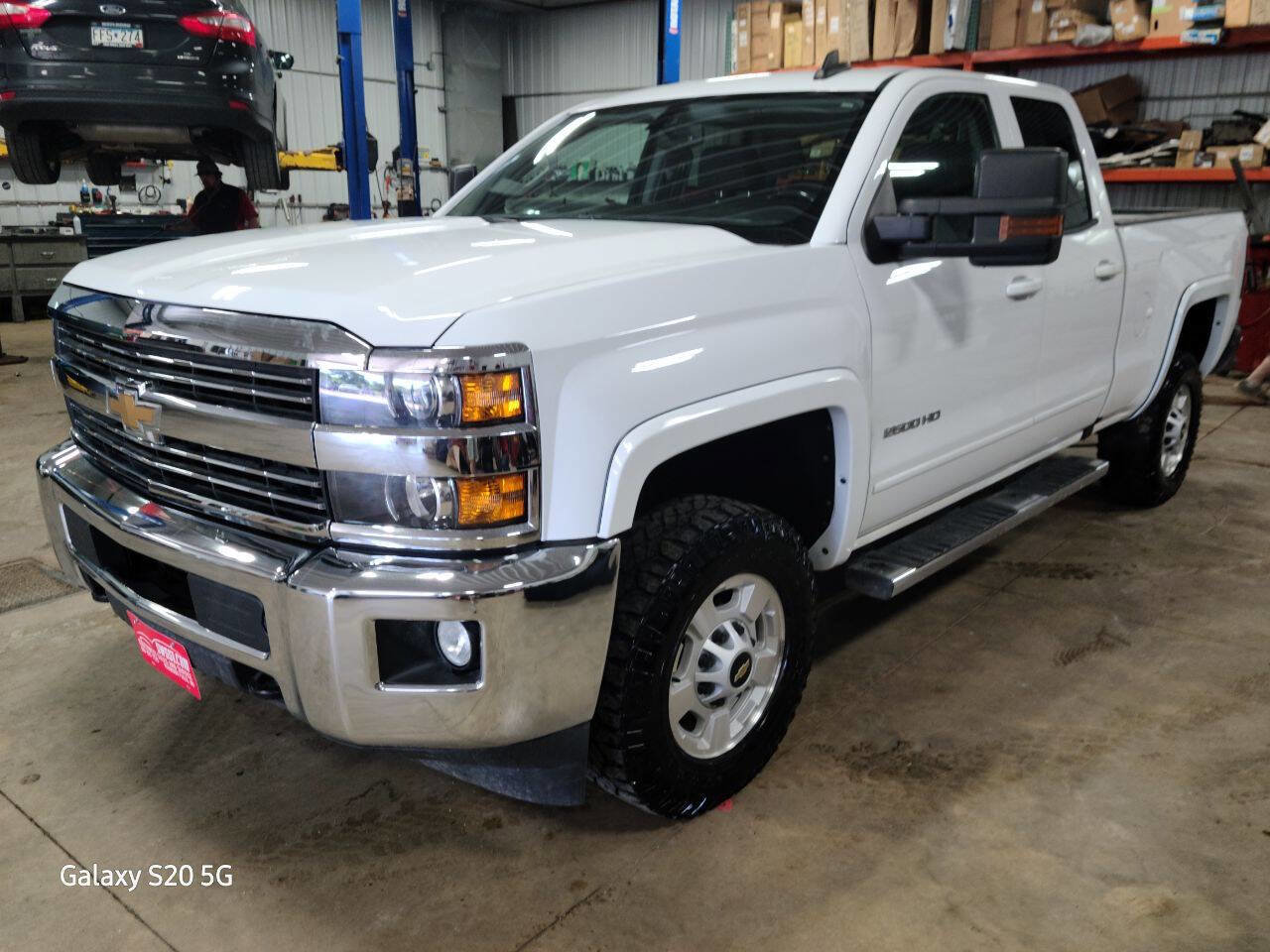 Used 2018 Chevrolet Silverado 2500 LT image 4