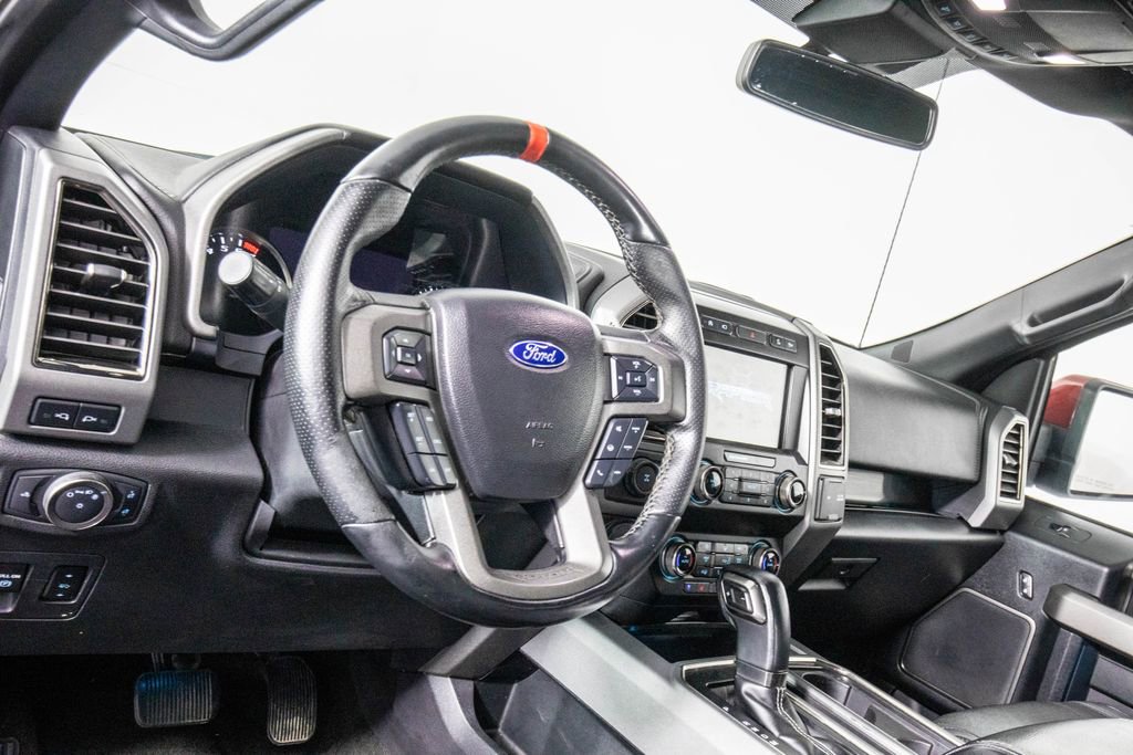 Used 2019 Ford F150 Raptor w/ Equipment Group 802A Luxury AWD/4WD image 14