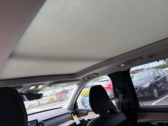 New 2027 Volvo XC90 B6 Plus AWD/4WD image 9