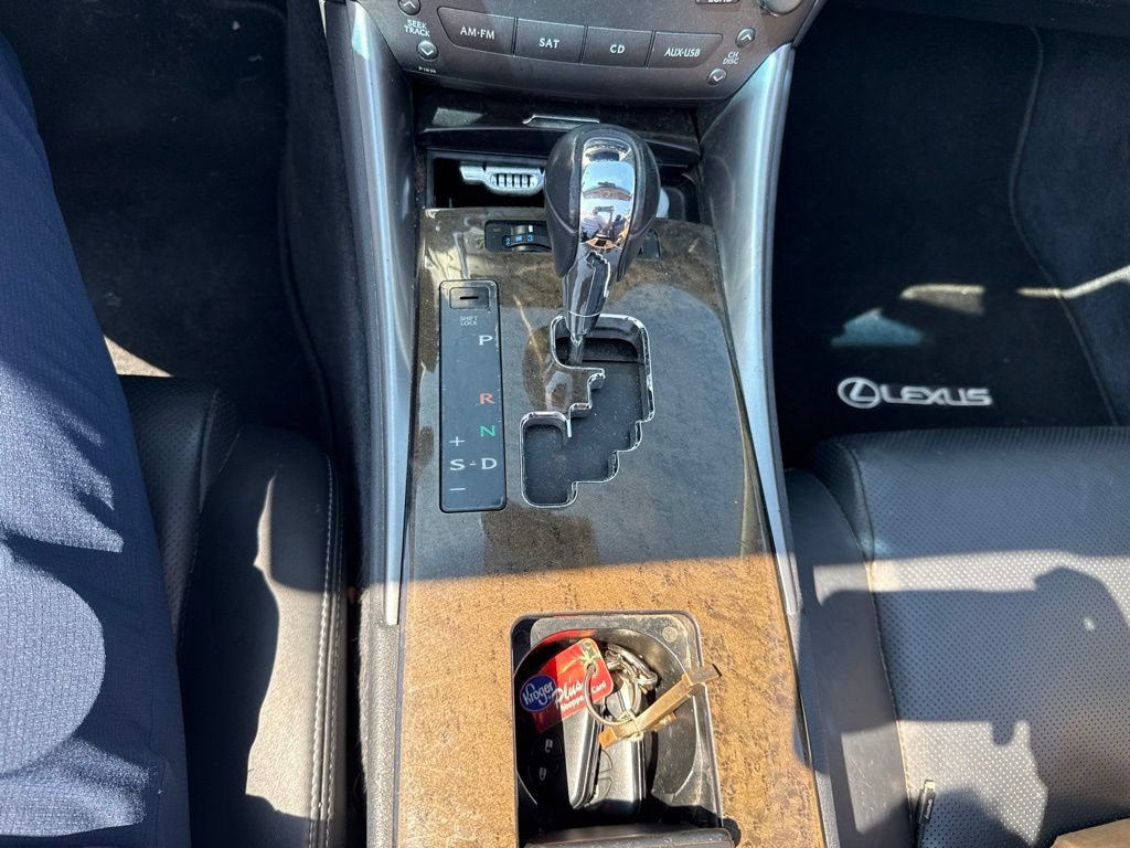 Used 2010 Lexus IS 250C RWD image 14