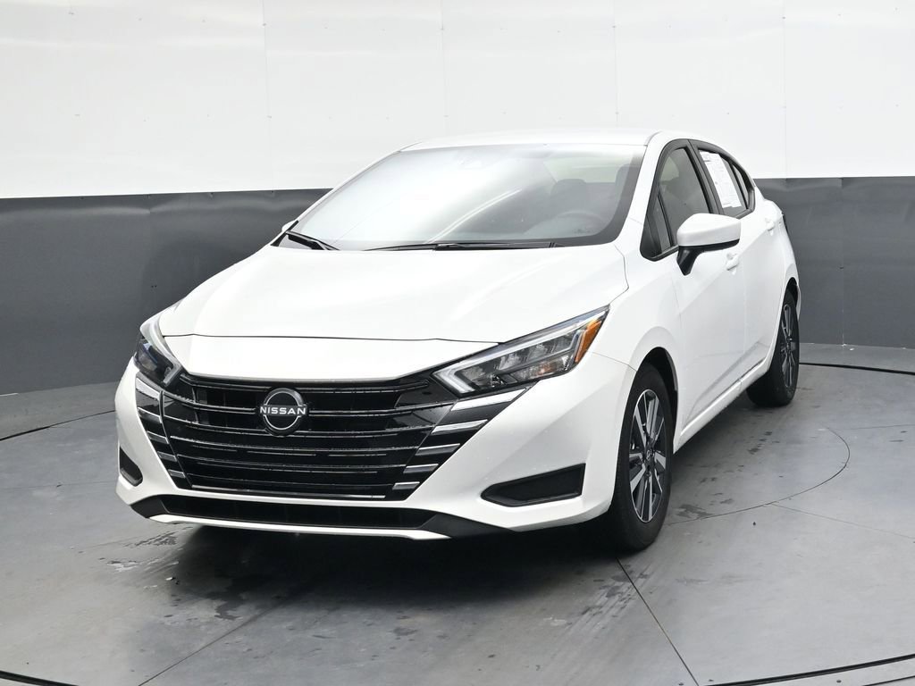 Certified 2025 Nissan Versa SV w/ Trunk Package image 9