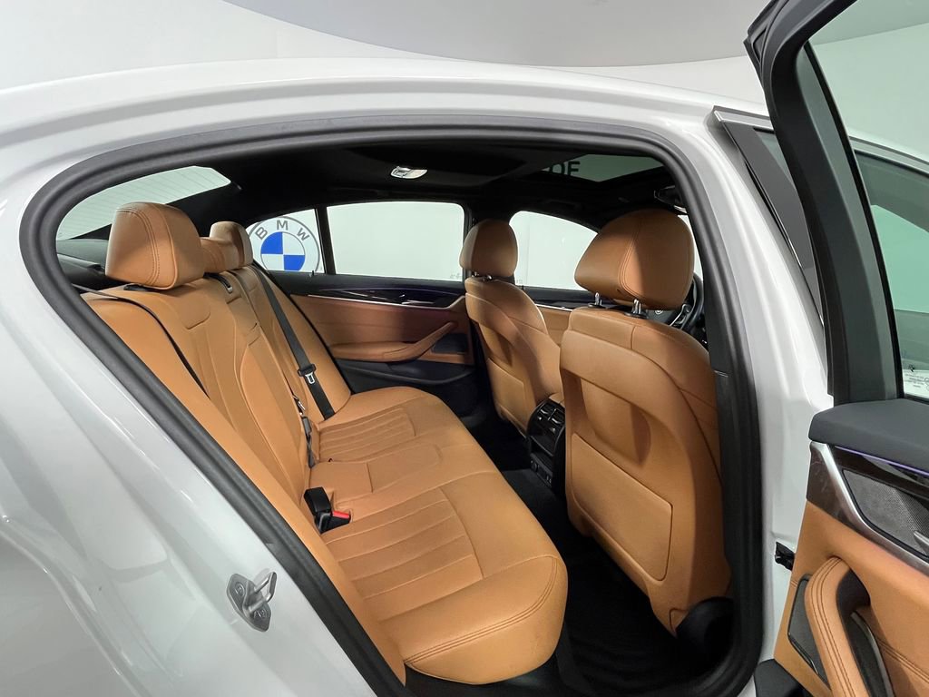 Used 2023 BMW 530i xDrive w/ Premium Package image 22