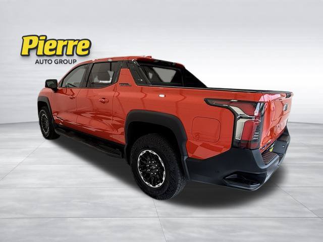 Used 2026 Chevrolet Silverado EV Trail Boss AWD/4WD image 2