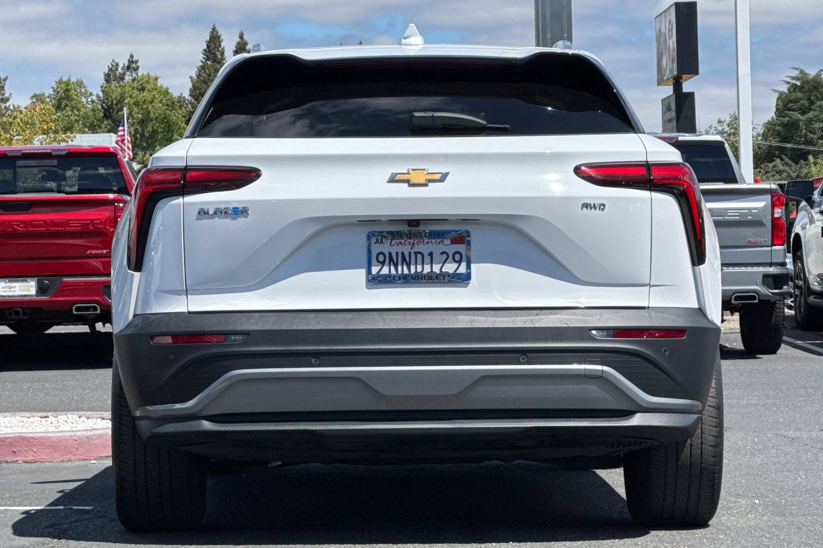 Used 2024 Chevrolet Blazer EV LT AWD/4WD image 6