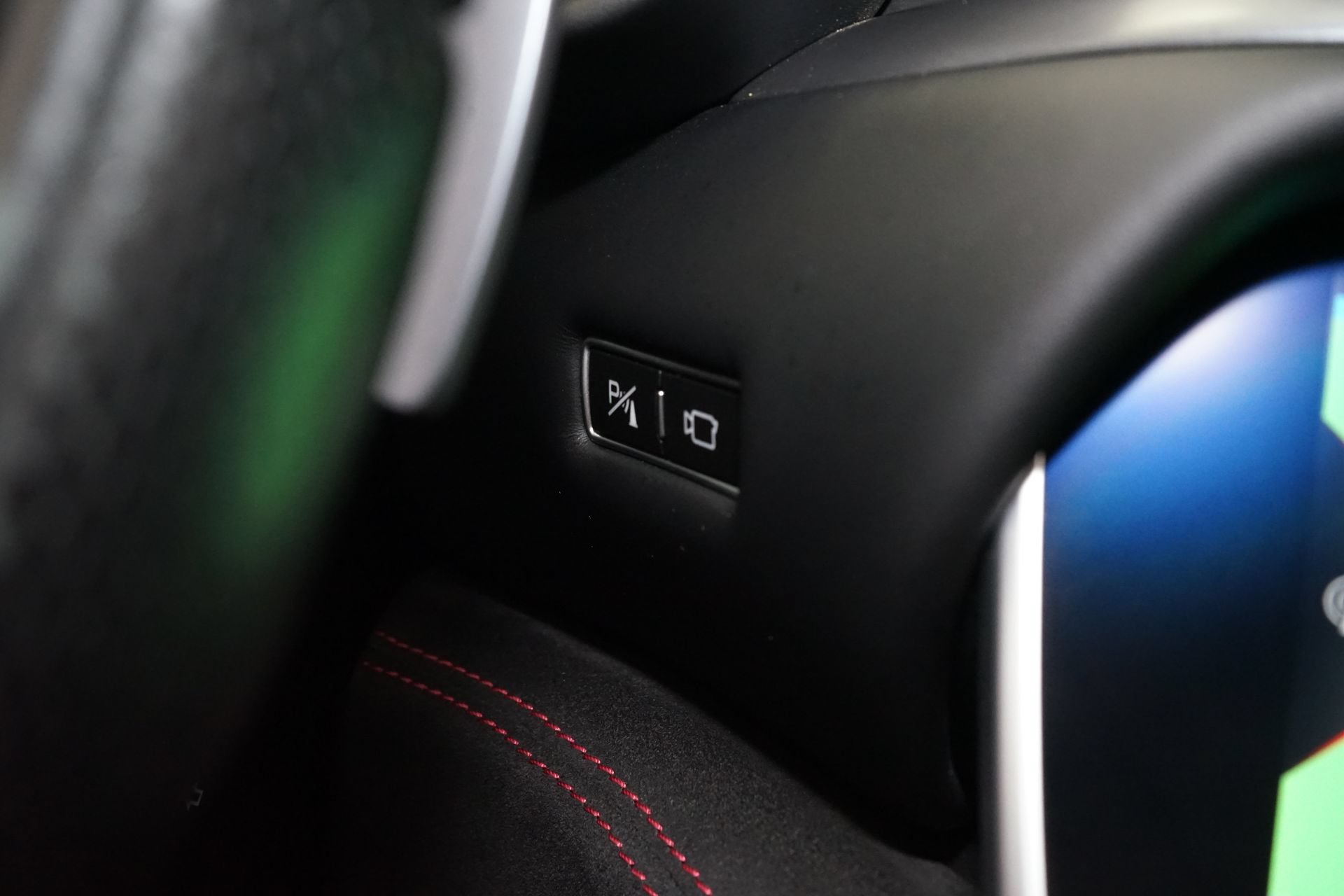 Used 2019 Ferrari Portofino RWD image 23