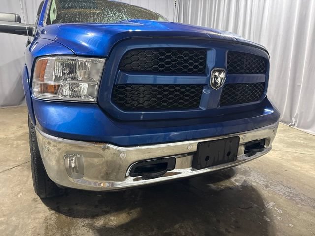 Used 2017 RAM 1500 SLT AWD/4WD image 10