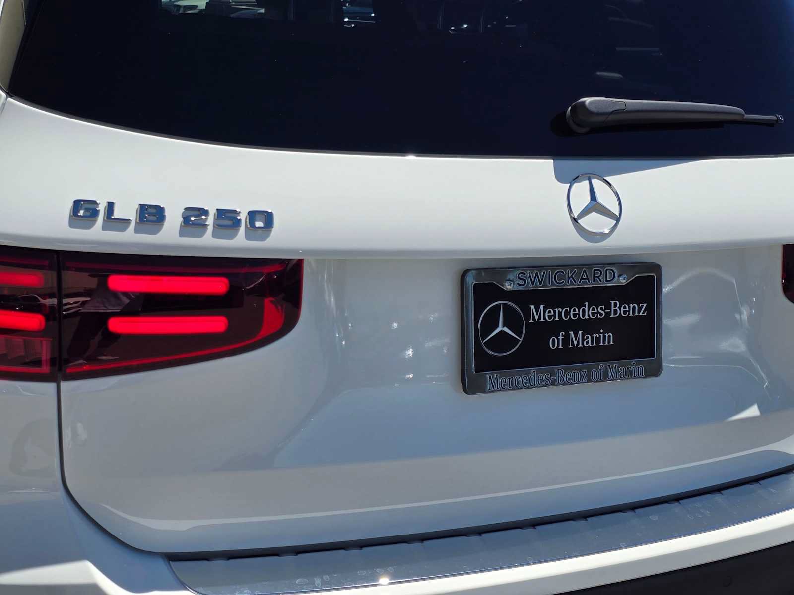 New 2026 Mercedes-Benz GLB 250 4MATIC image 13