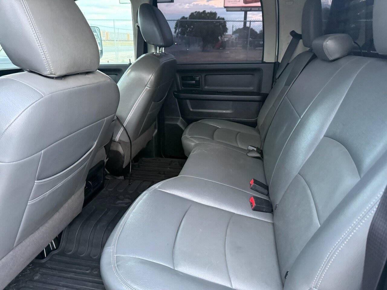 Used 2014 RAM 3500 Tradesman w/ Chrome Appearance Group AWD/4WD image 10