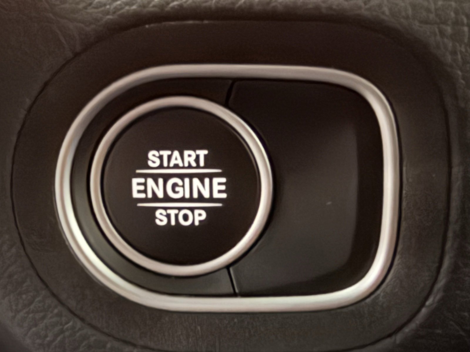 Used 2025 Mercedes-Benz GLE 450e GLE 450e image 28