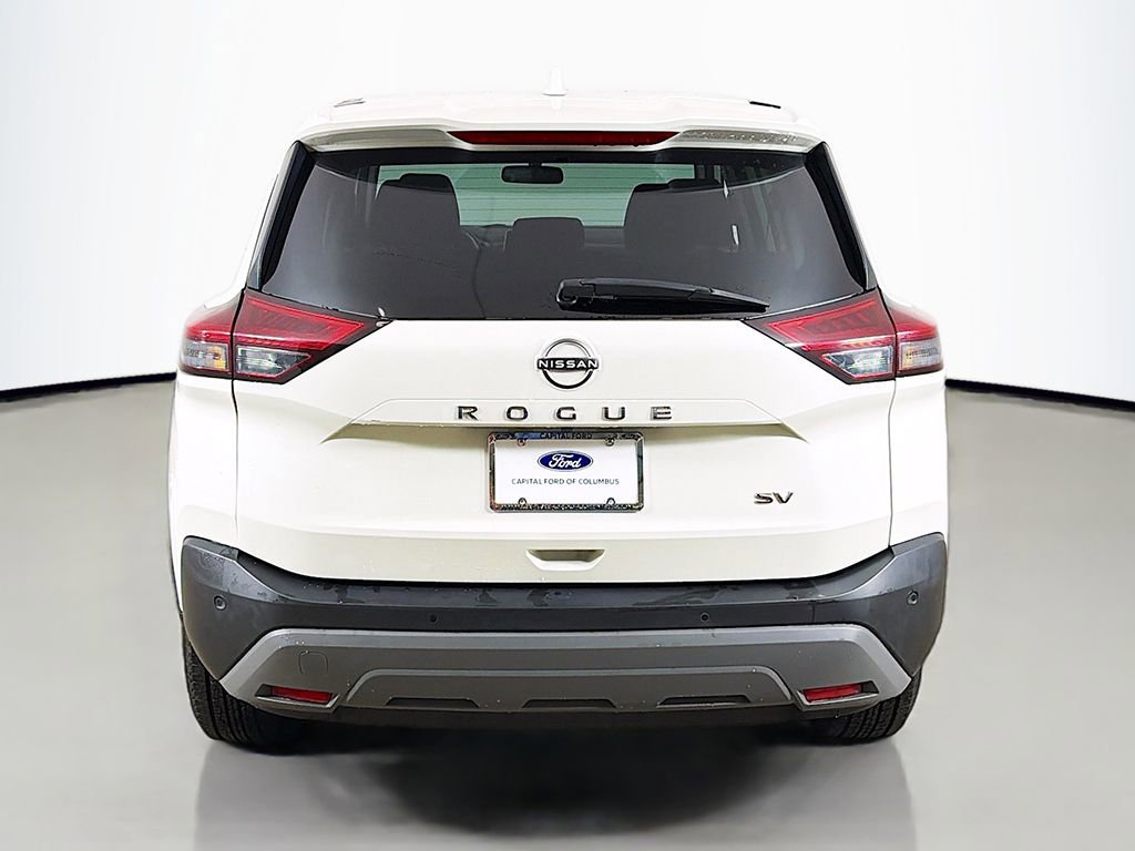 Used 2023 Nissan Rogue SV image 10
