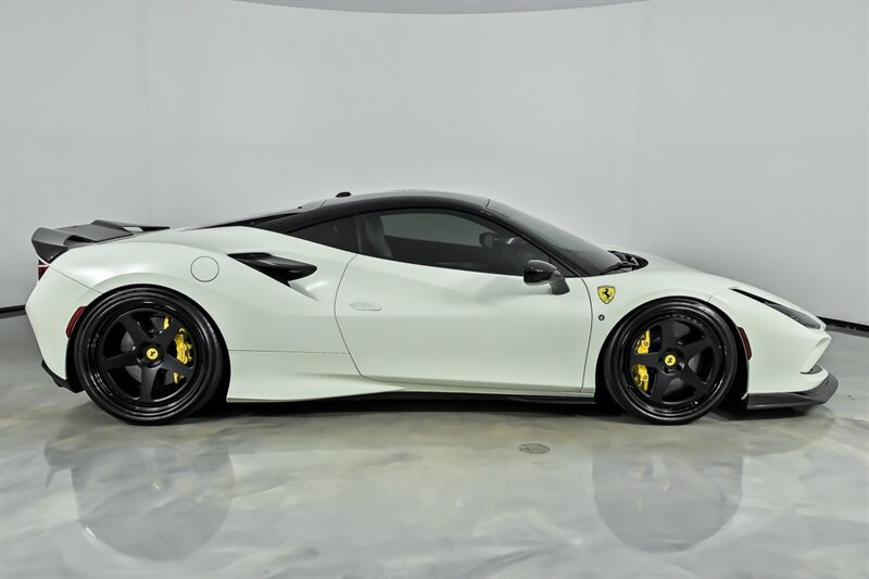 Used 2020 Ferrari F8 Tributo RWD image 9