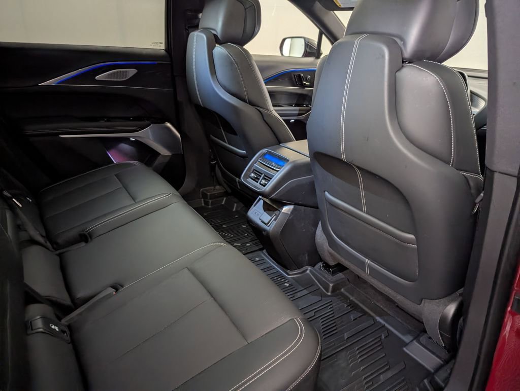 Used 2024 Cadillac Lyriq Luxury w/ LPO, Floor Liner Package image 37