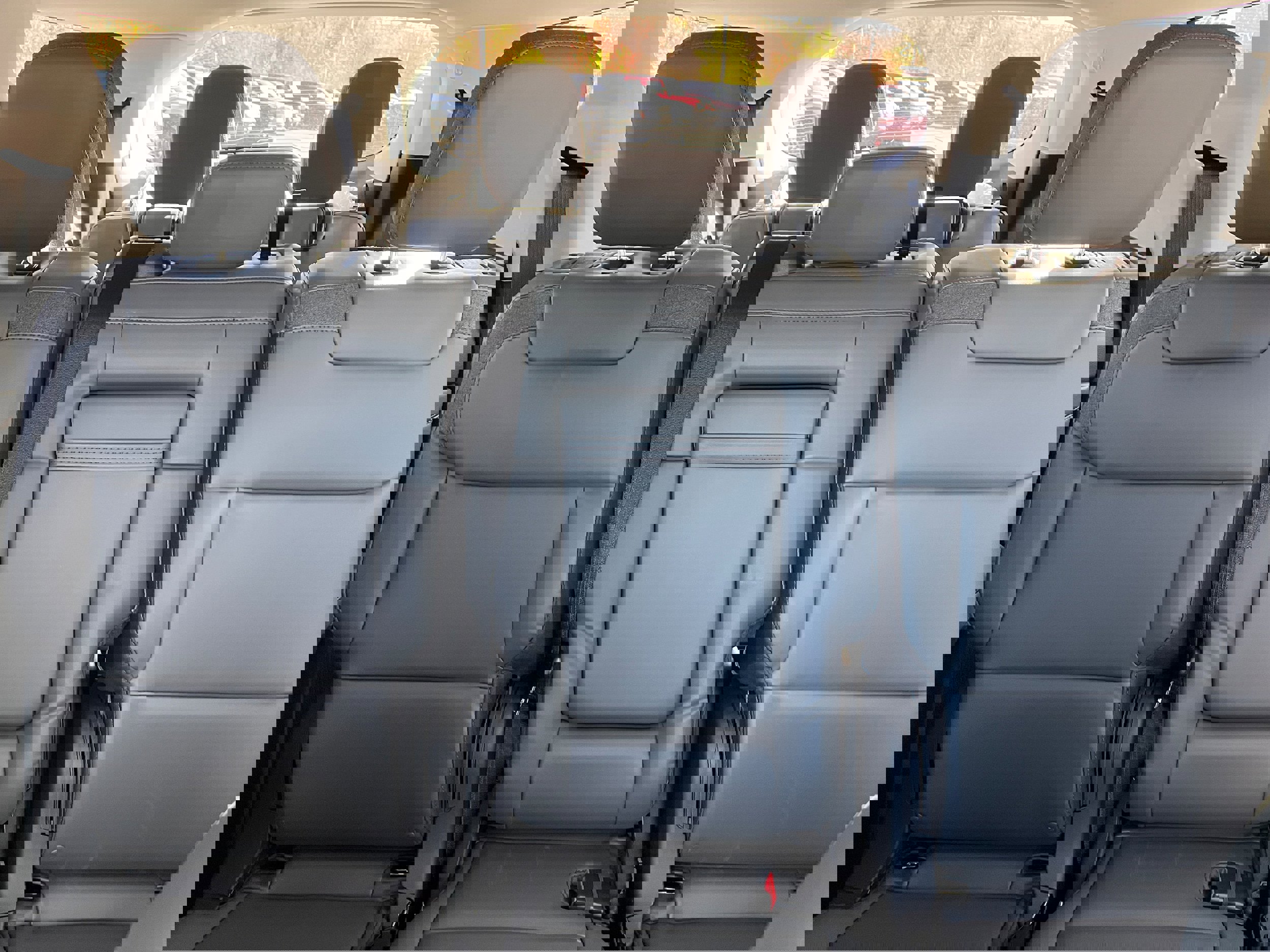 New 2026 Ford Explorer Active w/ Active Comfort Package image 9