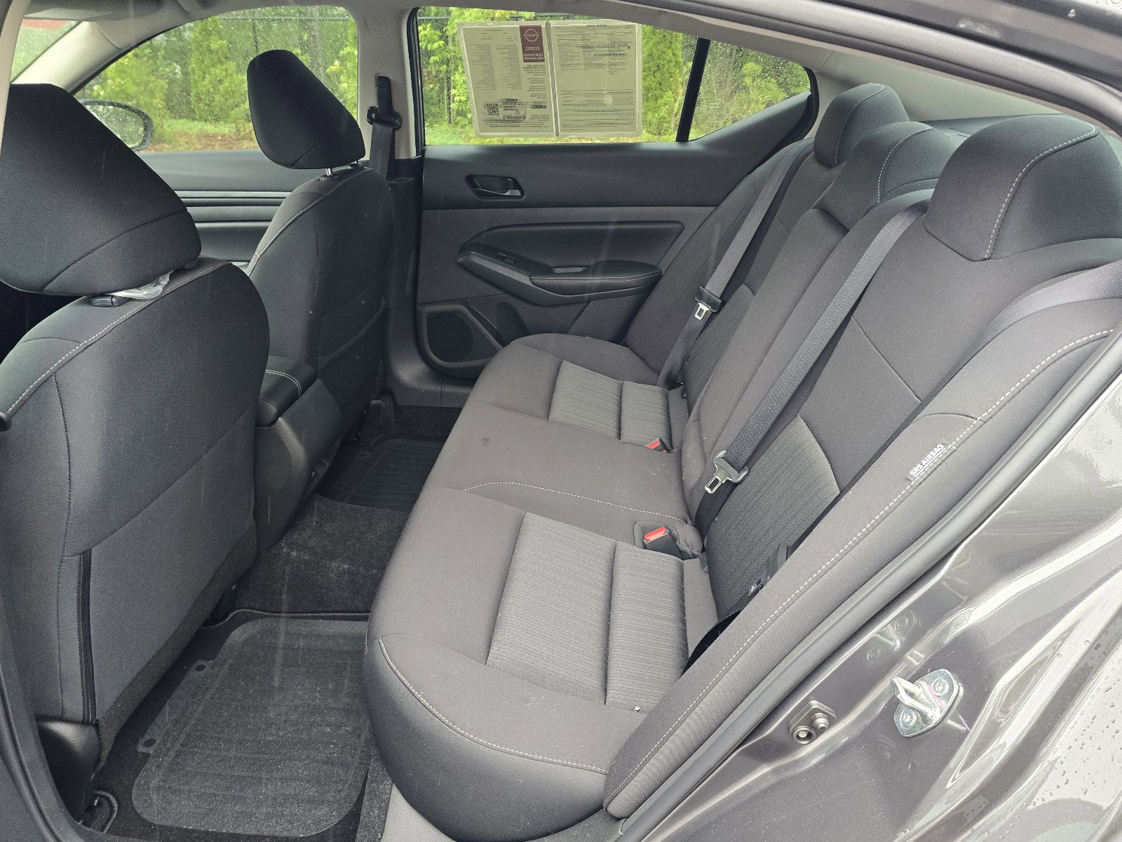 Used 2025 Nissan Altima 2.5 SV FWD image 10