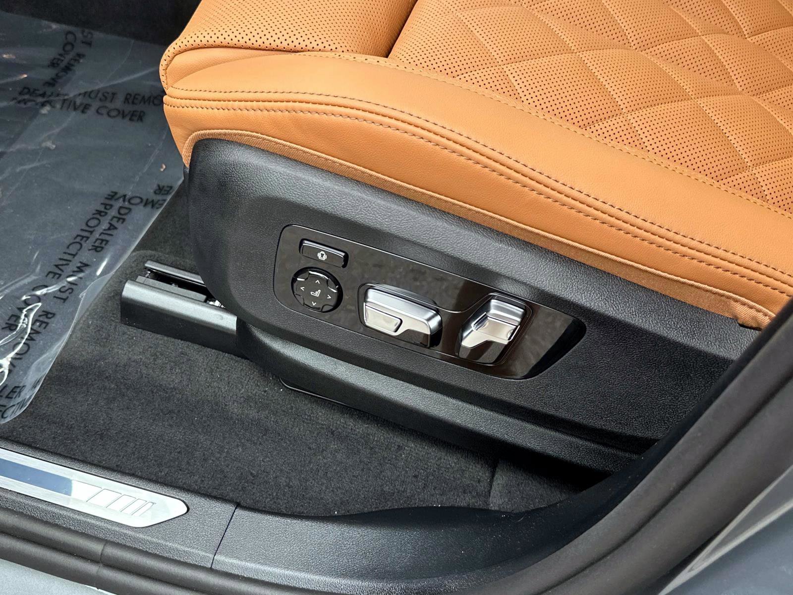 New 2026 BMW X5 sDrive40i w/ M Sport Package image 17