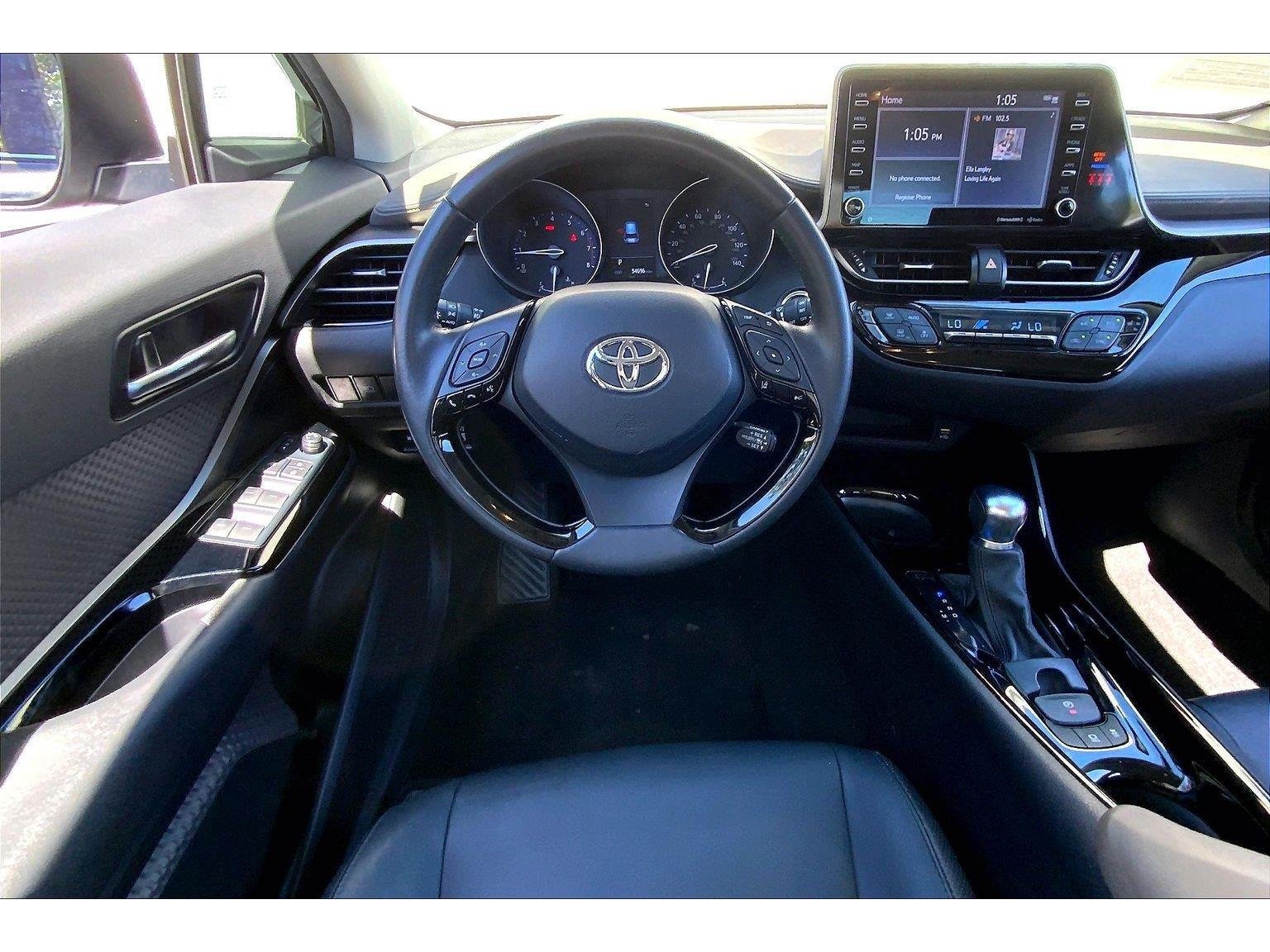 Used 2022 Toyota C-HR Limited FWD image 5