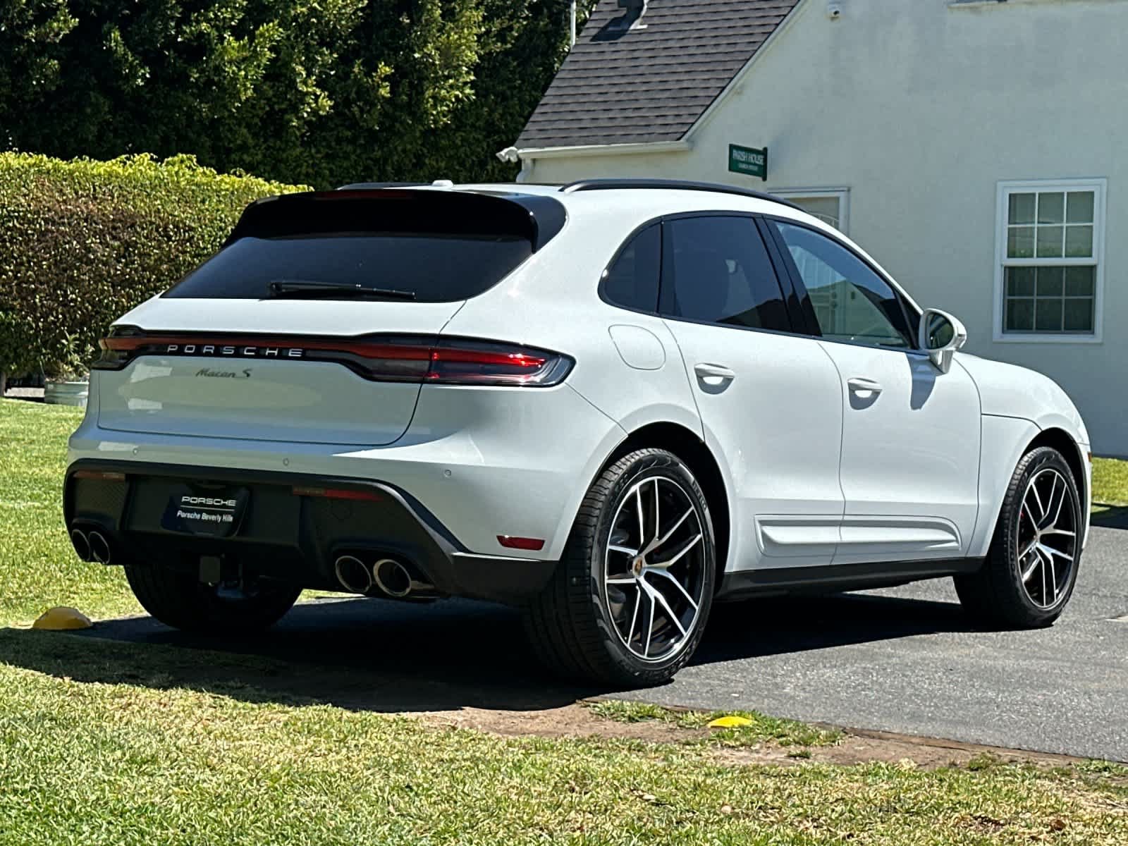 New 2026 Porsche Macan S AWD/4WD image 8
