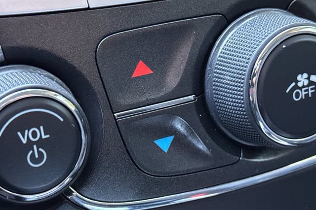 Used 2019 Dodge Journey SE w/ Blacktop Package FWD image 30