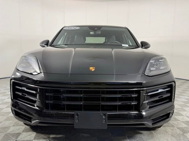 Used 2024 Porsche Cayenne Coupe AWD/4WD image 6