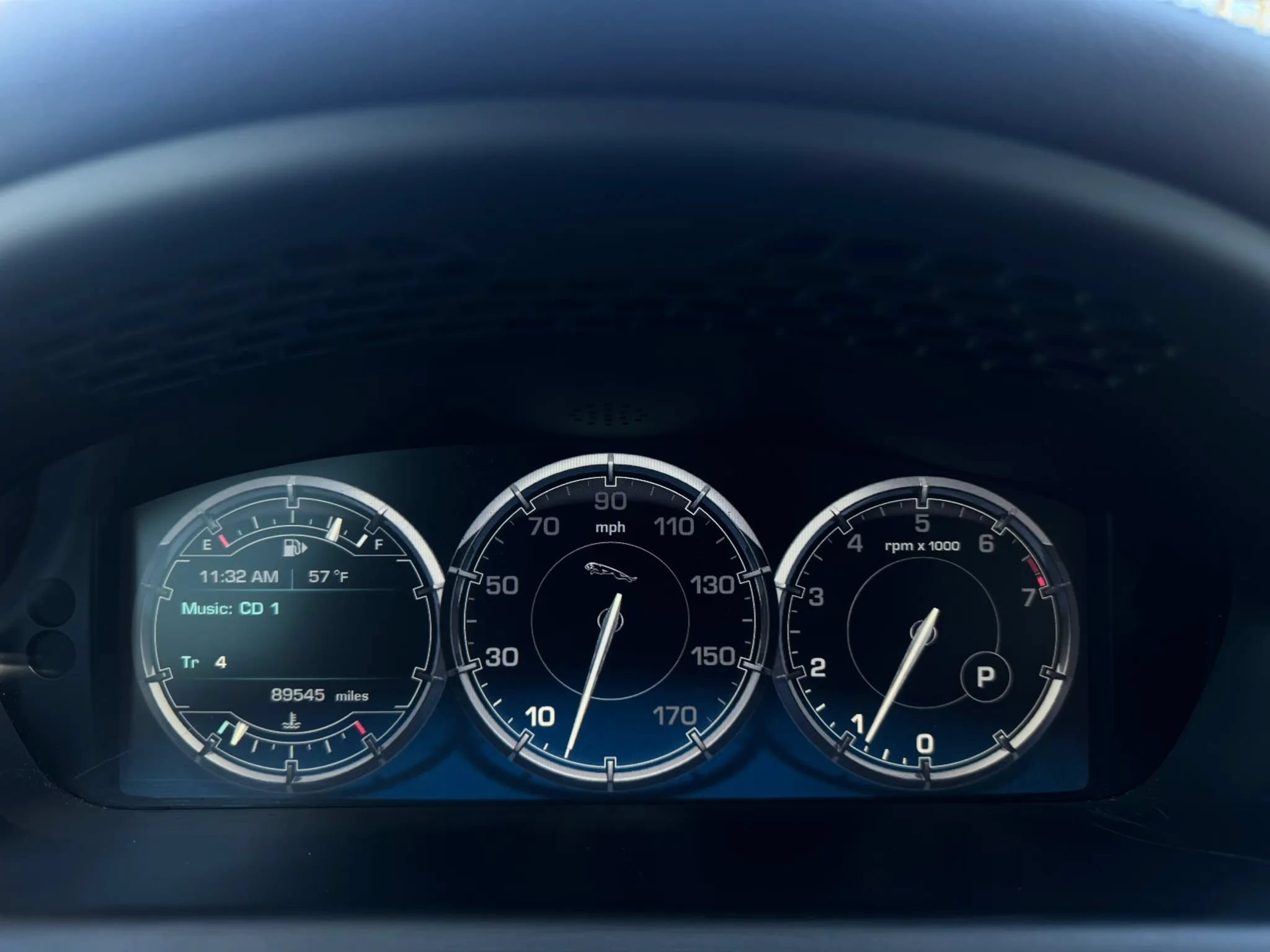 Used 2015 Jaguar XJ RWD image 28