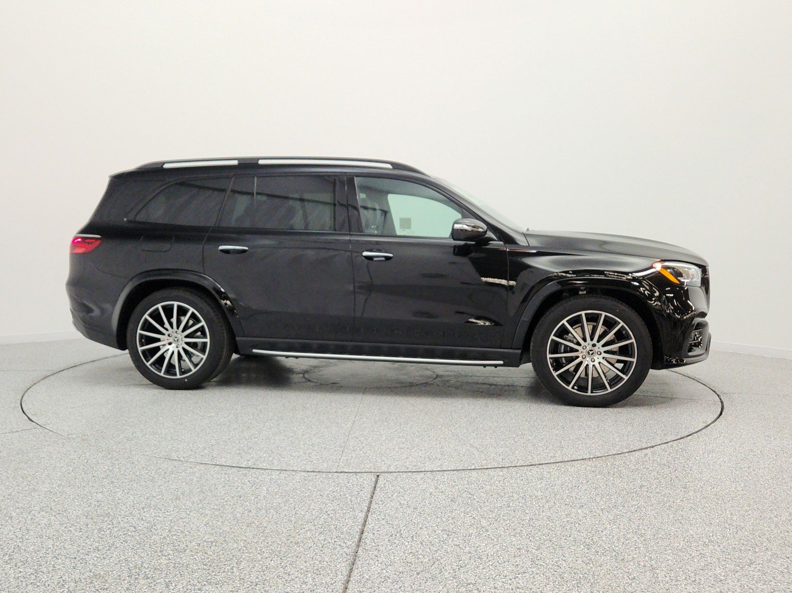 New 2026 Mercedes-Benz GLS 450 4MATIC image 4