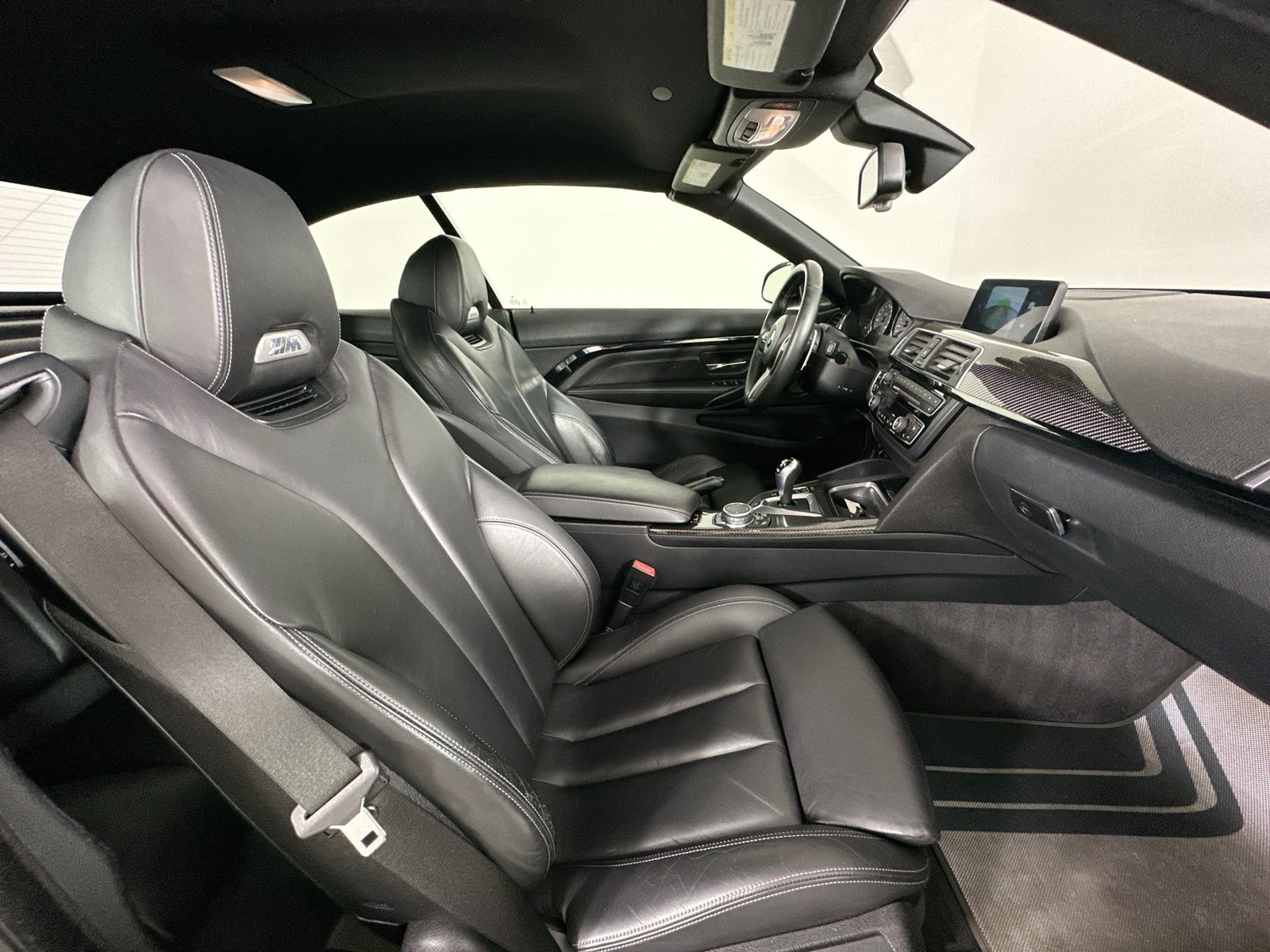 Used 2016 BMW M4 Convertible RWD image 38