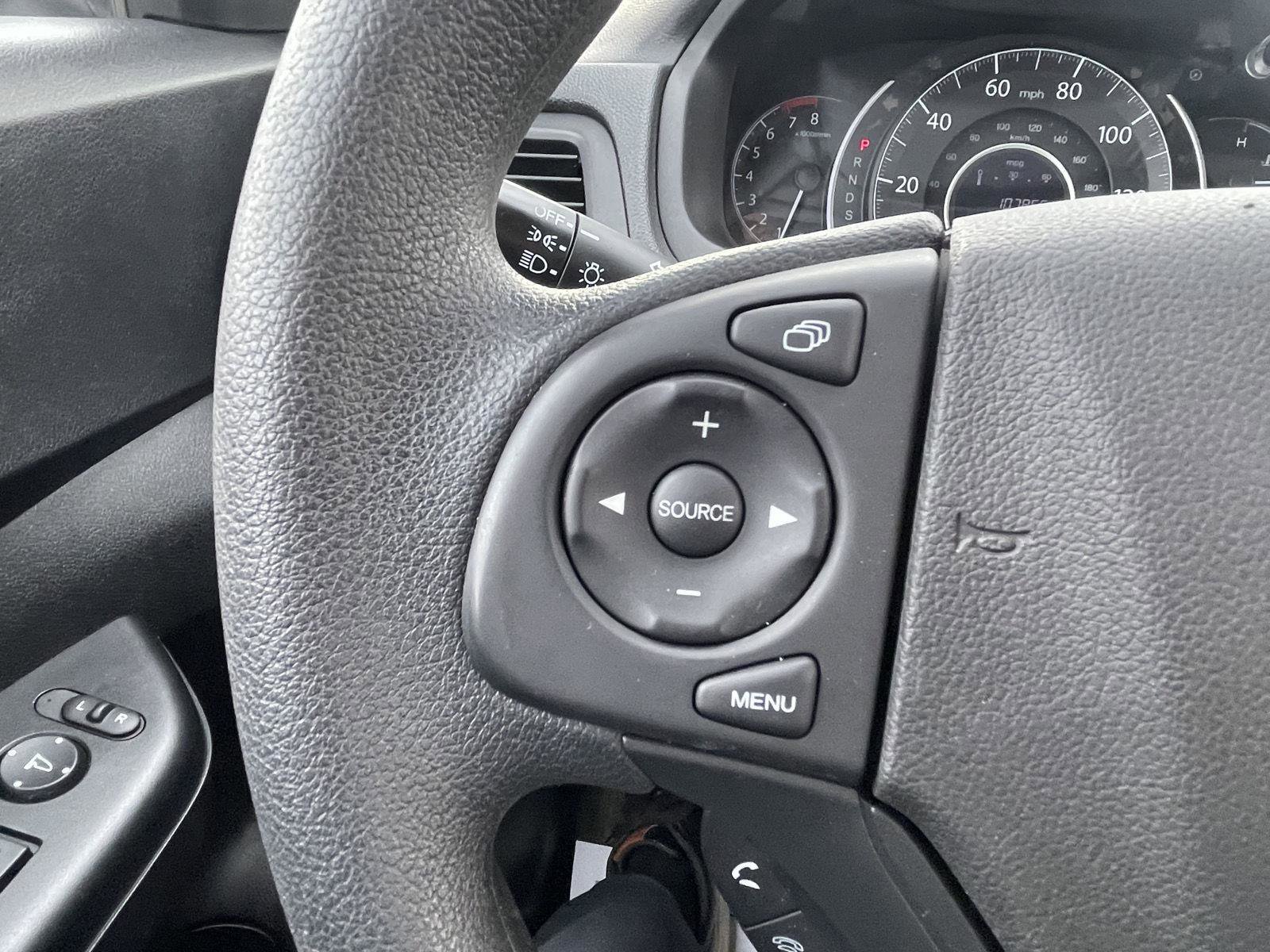 Used 2015 Honda CR-V LX image 12