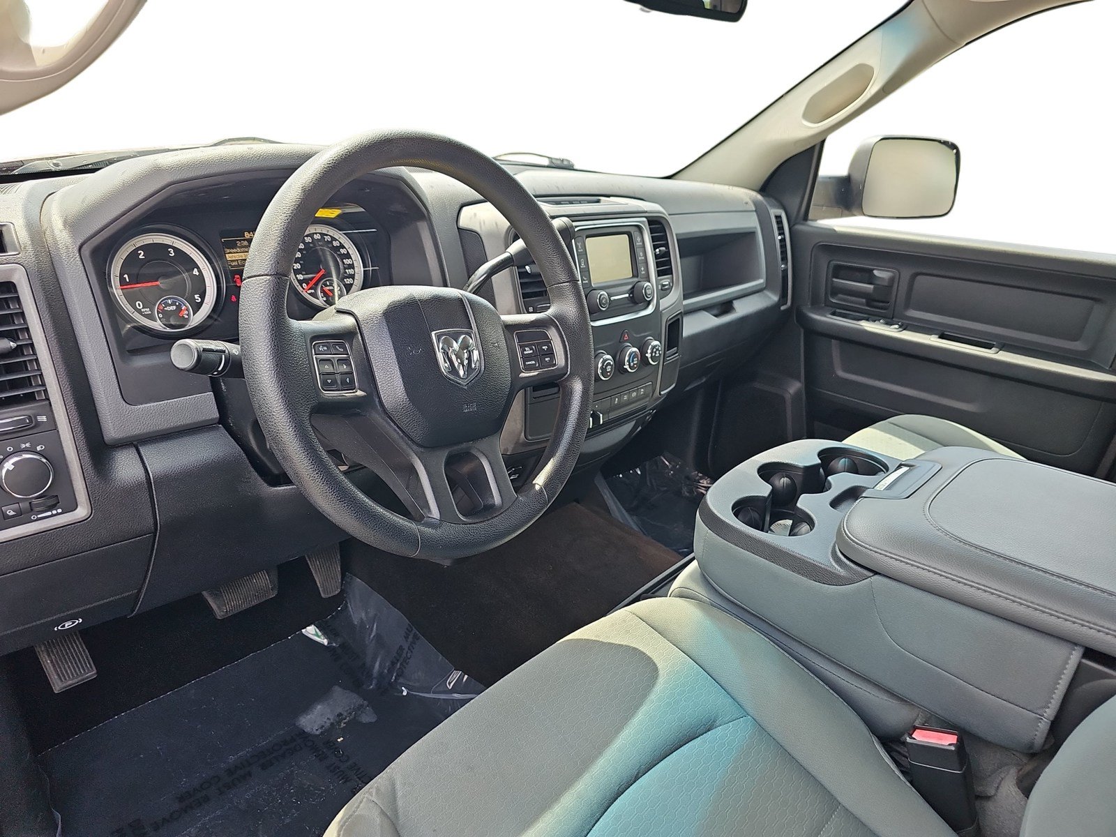 Used 2014 RAM 3500 Tradesman w/ Chrome Appearance Group RWD image 13