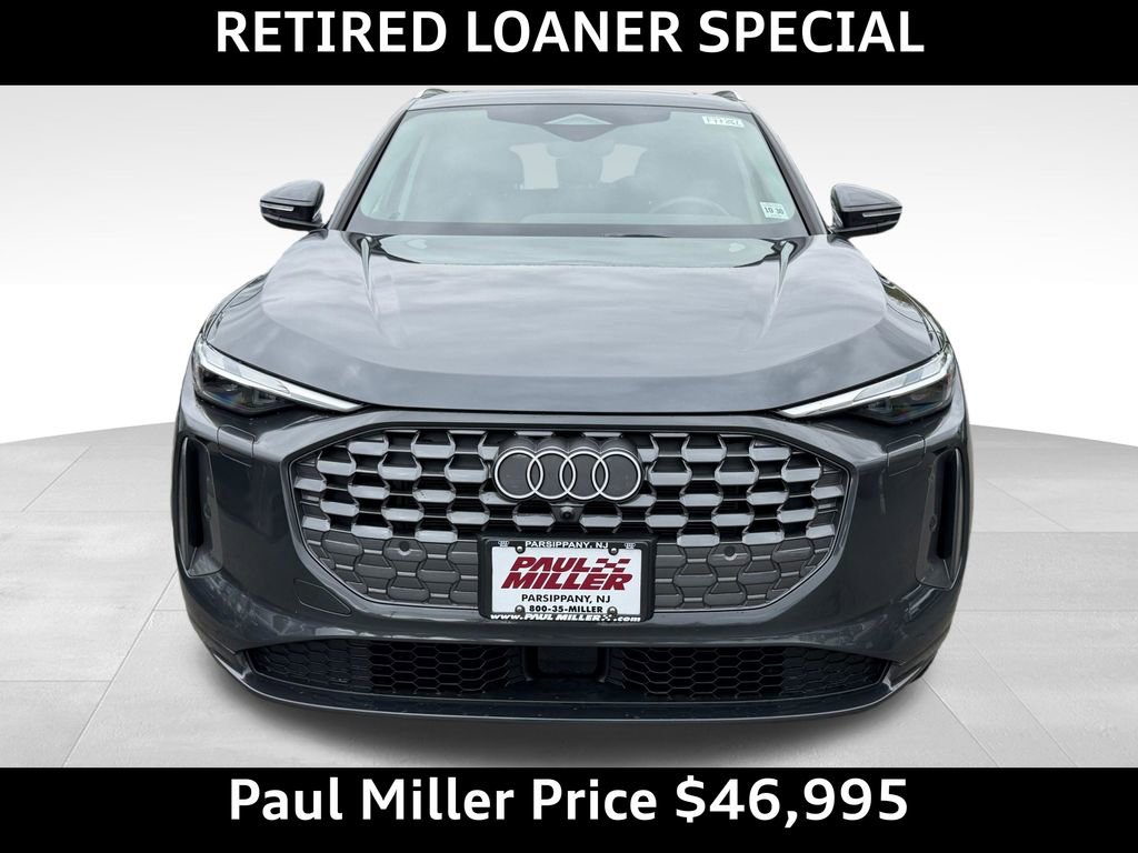 Used 2025 Audi Q5 Premium w/ Convenience Package AWD/4WD image 2
