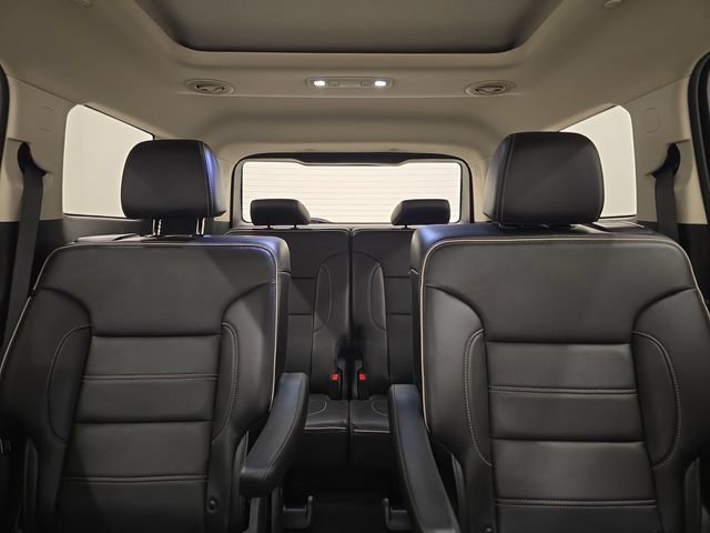 Used 2022 GMC Acadia Denali w/ Denali Ultimate Package AWD/4WD image 24