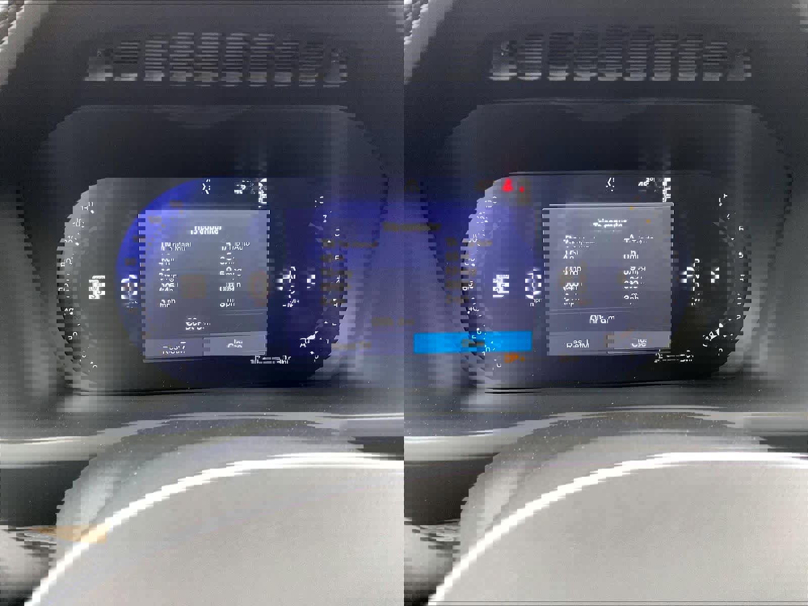 New 2026 Volvo XC90 B5 Plus w/ Protection Package image 19