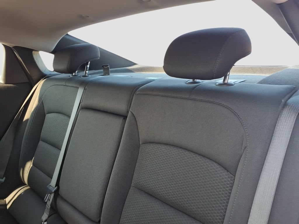 Used 2025 Chevrolet Malibu LT FWD image 15