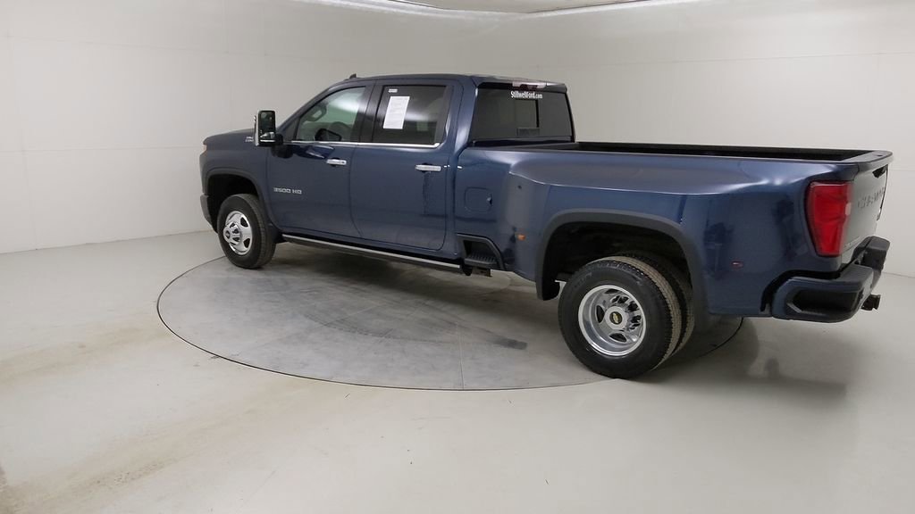 Used 2021 Chevrolet Silverado 3500 High Country image 17