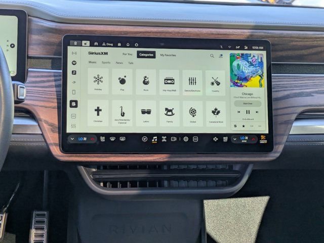 Used 2024 Rivian R1S Adventure image 15