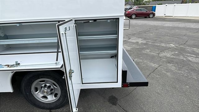 New 2026 Chevrolet Express 3500 w/ Power Convenience Package image 13